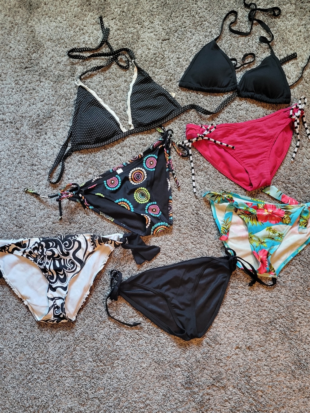 Swimsuit Bundle 5 Bottoms 2 Tops Size Small/Medium Mix N' Match
